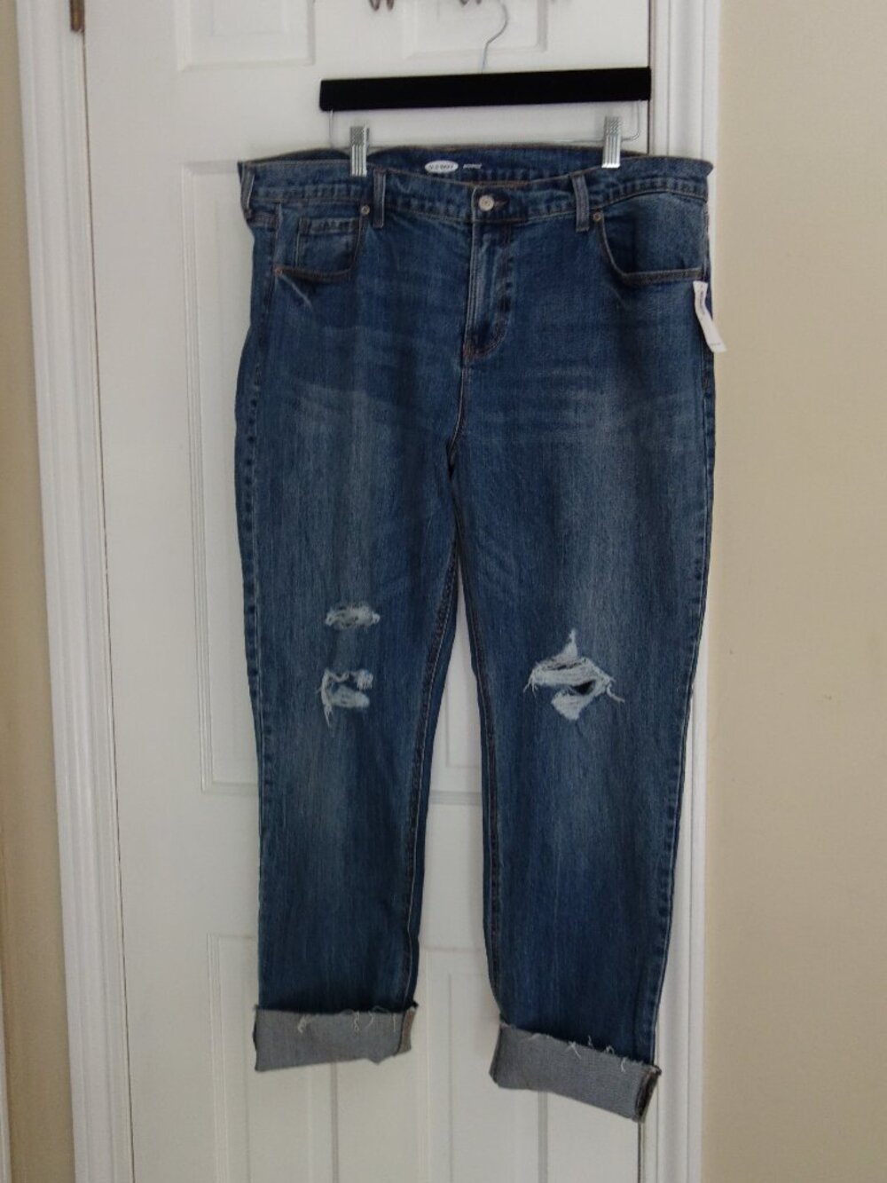 NWT OLD NAVY Distressed / Ripped Raw Hem Boyfriend Blue Jeans – Wmns 16 - Picture 8 of 9